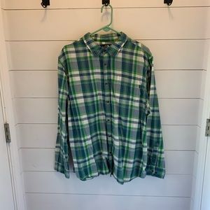 Men’s XXL North Face flannel button down shirt.